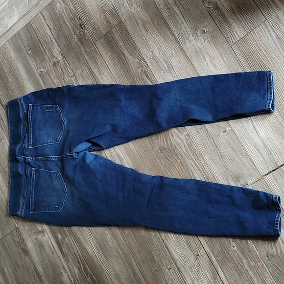 Old Navy Rockstar Ripped Jeggings Size 14 - Picture 3 of 3